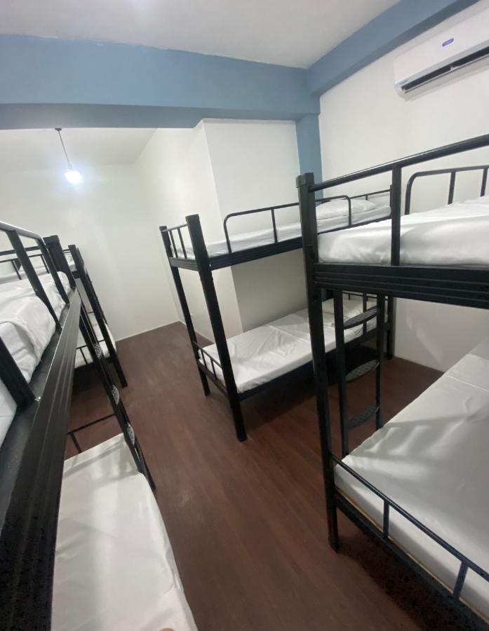 Lime Lite Manila Hostel Makati City Dış mekan fotoğraf