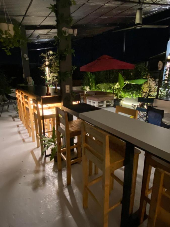 Lime Lite Manila Hostel Makati City Dış mekan fotoğraf