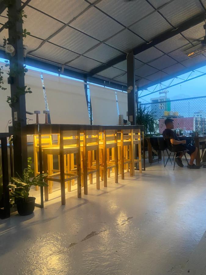 Lime Lite Manila Hostel Makati City Dış mekan fotoğraf
